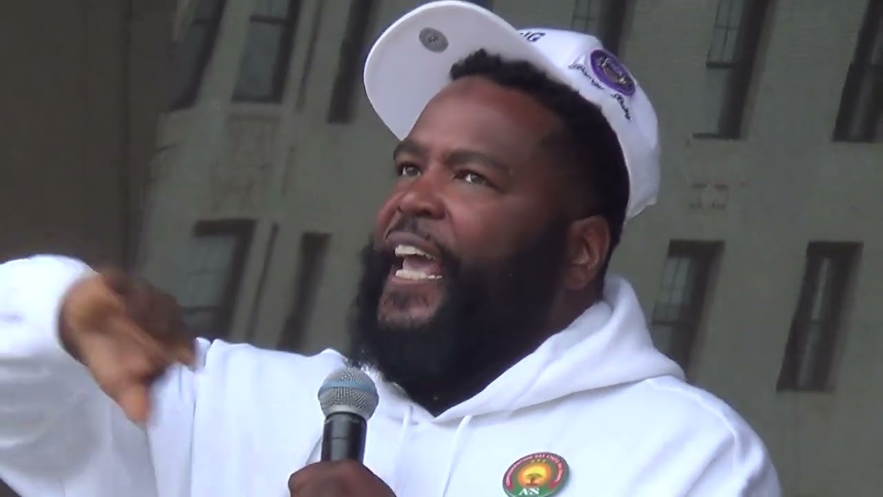 USA / BURKINAFASO :  Dr. Umar Johnson Speaks At Harlem Rally for Ibrahim Traoré